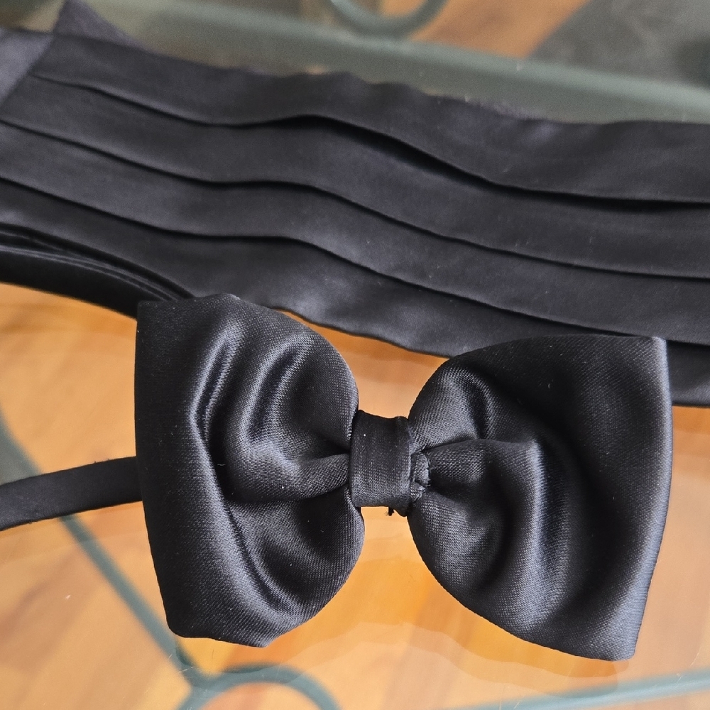 Black Satin Like Bow Tie & Cummerbund